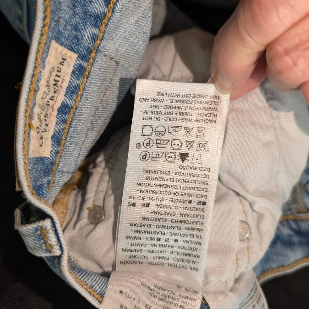 LEVI's 501S (SKINNY); Button Fly; W27 x L32; Exc. Pre-Owned Condition! - Picture 12 of 13